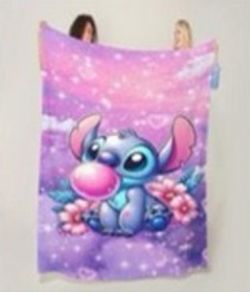 COUVERTURE STITCH AVEC GOMME BALOUNE 5 PIEDS X 4 PIEDS